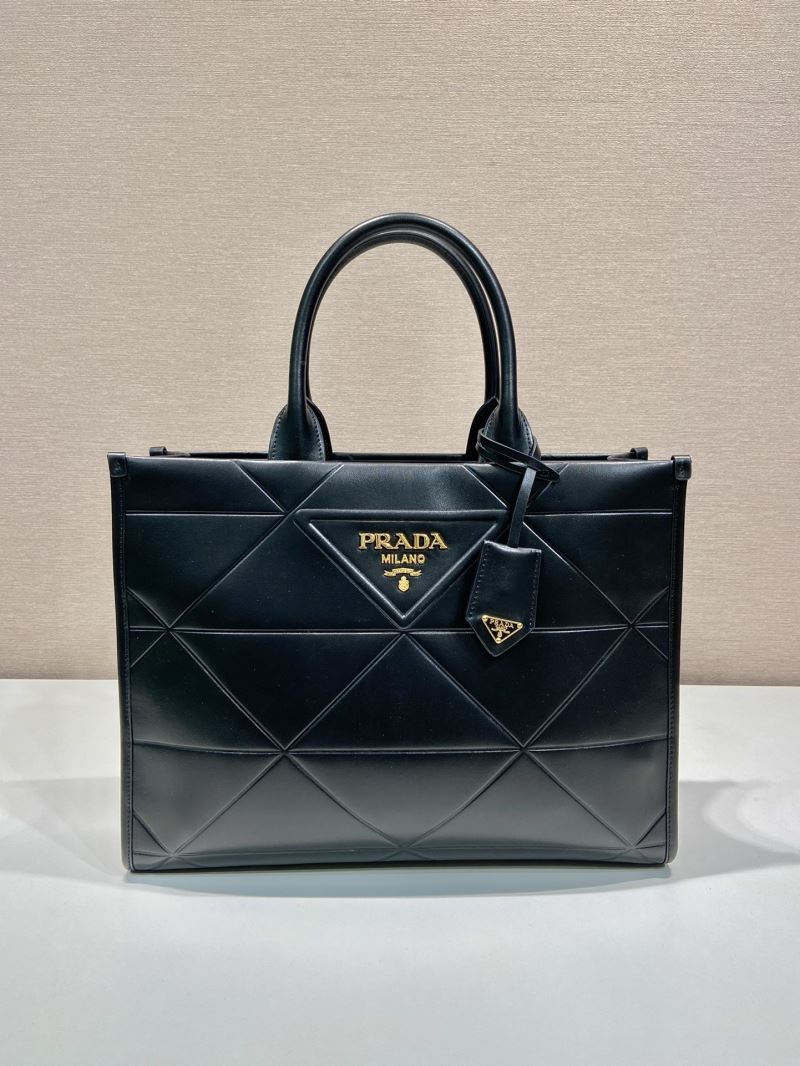 Pra*a tote bags